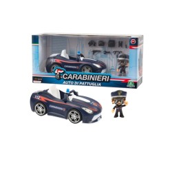 AUTO CON PERSONAGGIO...