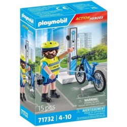 POLIZIOTTO IN BICICLETTA...
