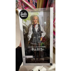 BARBIE FASHION WEEK PARIS