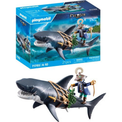 PIRATA E SQUALO GIGANTE...